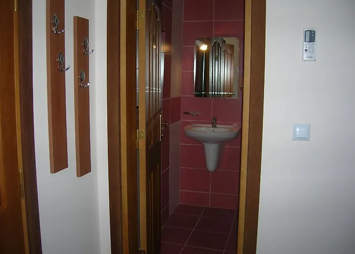 ゲストハウス Aristokrat オブゾー