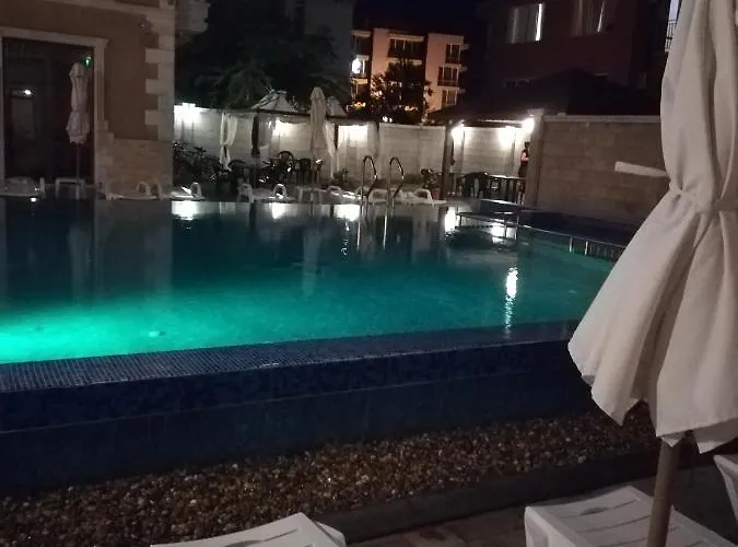 Aristokrat 招待所 奥布佐尔